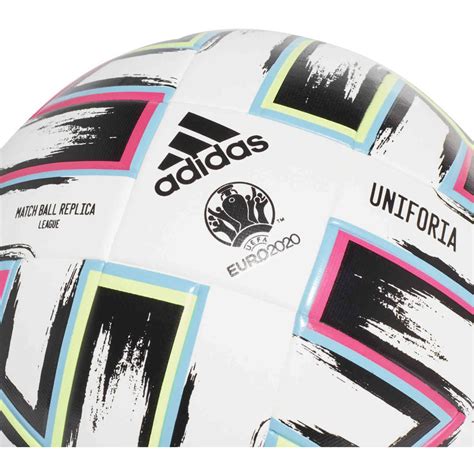 adidas uniforia größe 3|euro 2024 ball size 4.